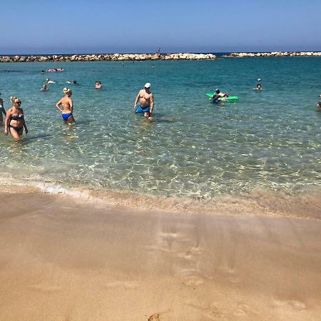Royal Seacrest Apartment Paphos Bagian luar foto