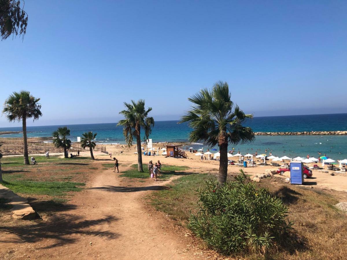 Royal Seacrest Apartment Paphos Bagian luar foto